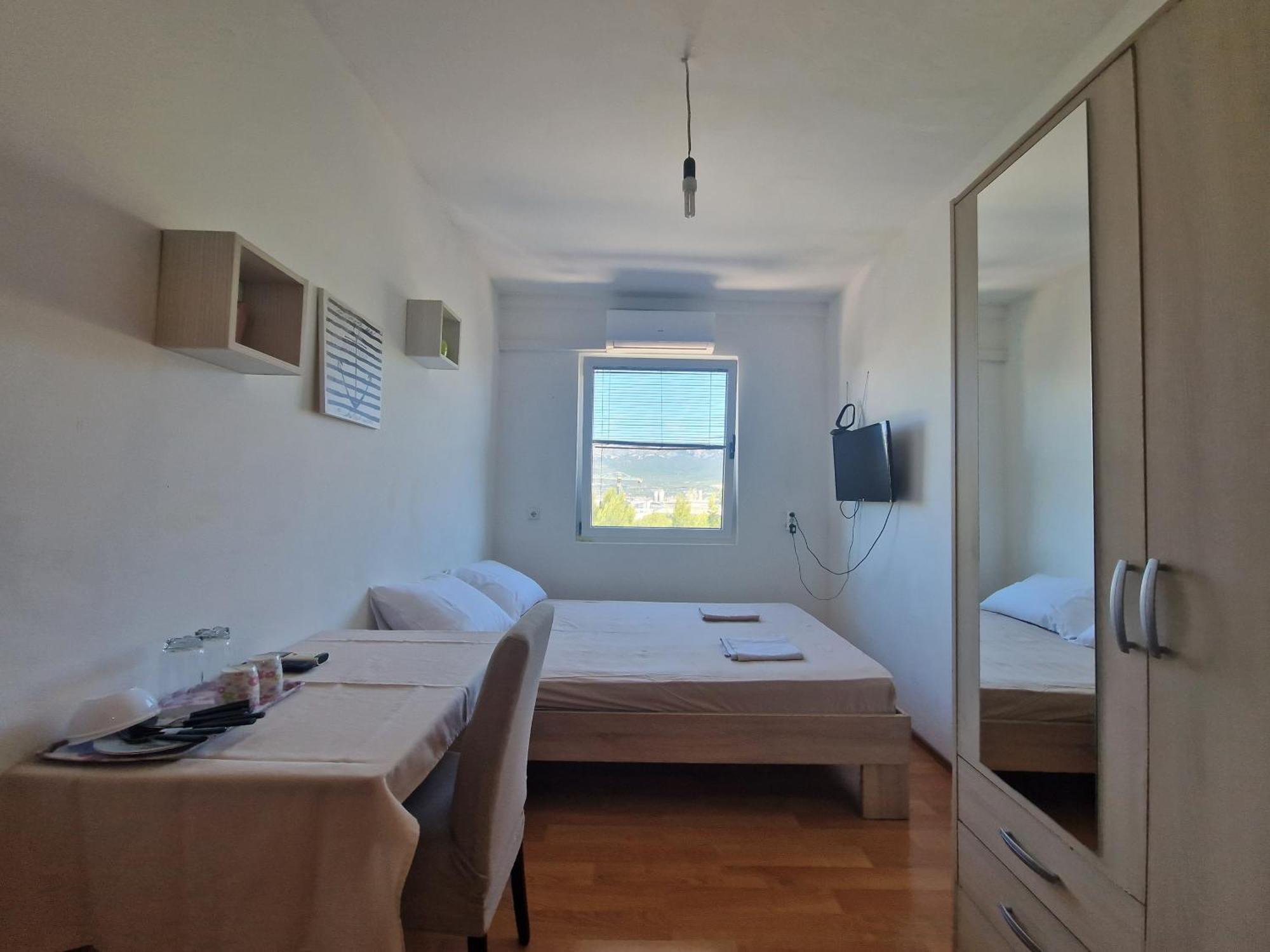 Ensuite Stay Rooms Сплит Екстериор снимка